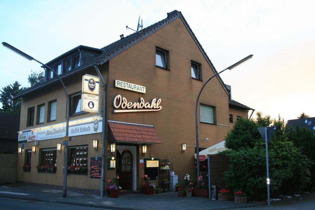 Hotel Restaurant Haus Odendahl โคโลญ ภายนอก รูปภาพ